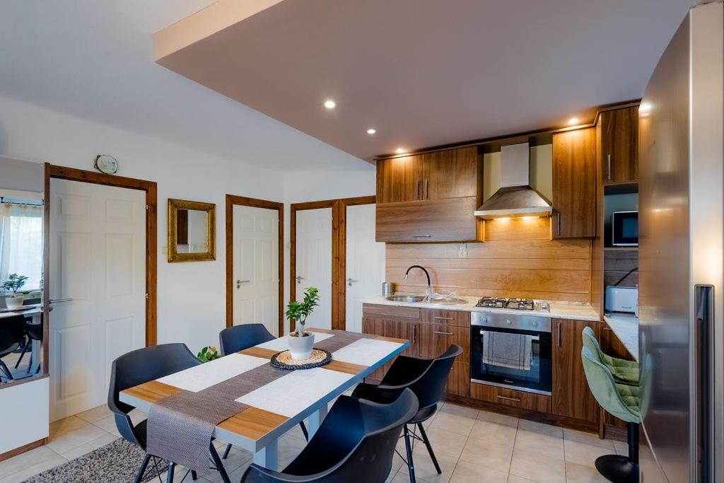 Fatima Apartman Siófok Buitenkant foto